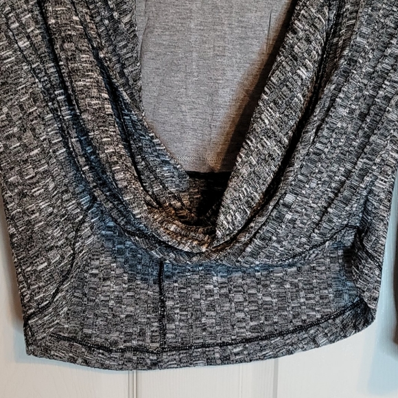 Juicy Couture Blouse With Attached Tank Top - Picture 4 of 10